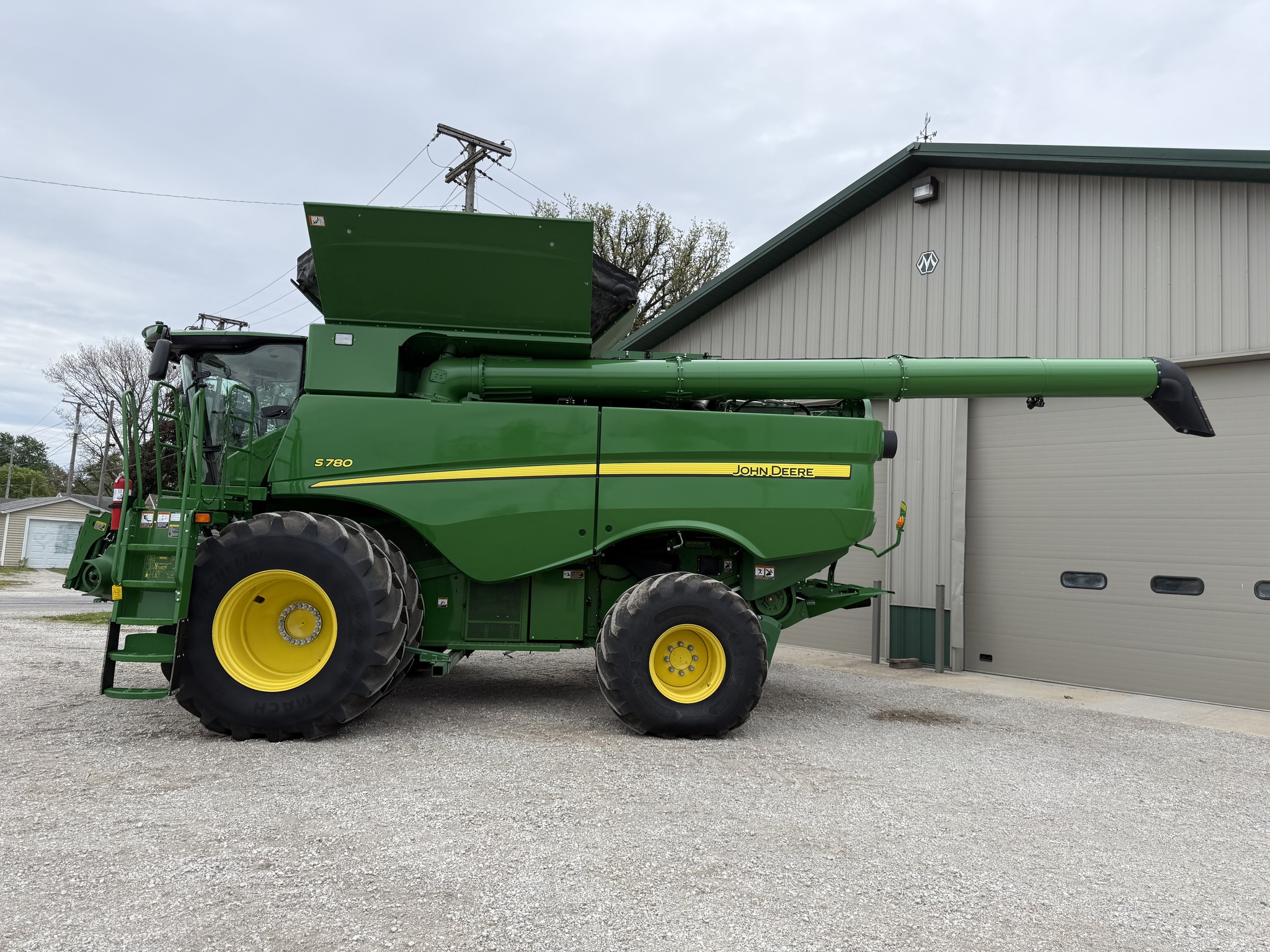  2021 John Deere S780 at Heritage Tractor in Pontiac, IL