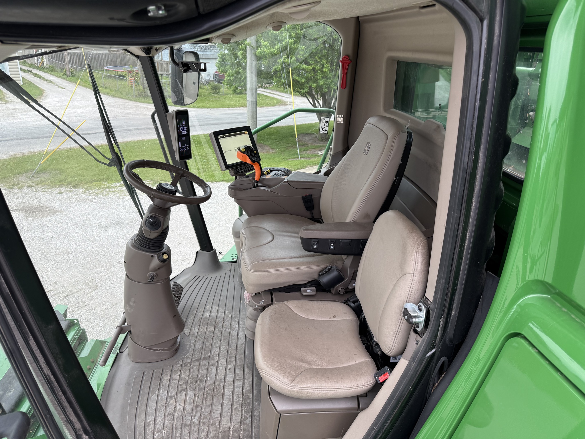  2021 John Deere S780 at Heritage Tractor in Pontiac, IL