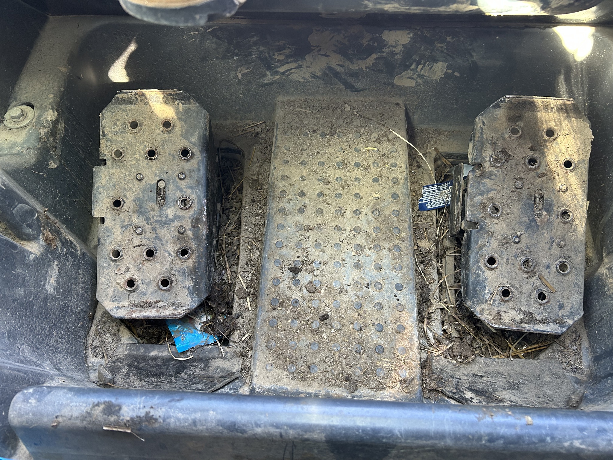 2015 John Deere 333E Image 15