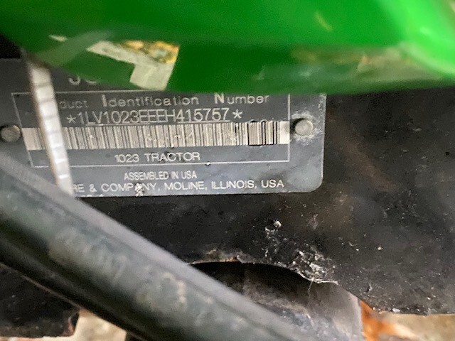 2014 John Deere 1023E Image 12