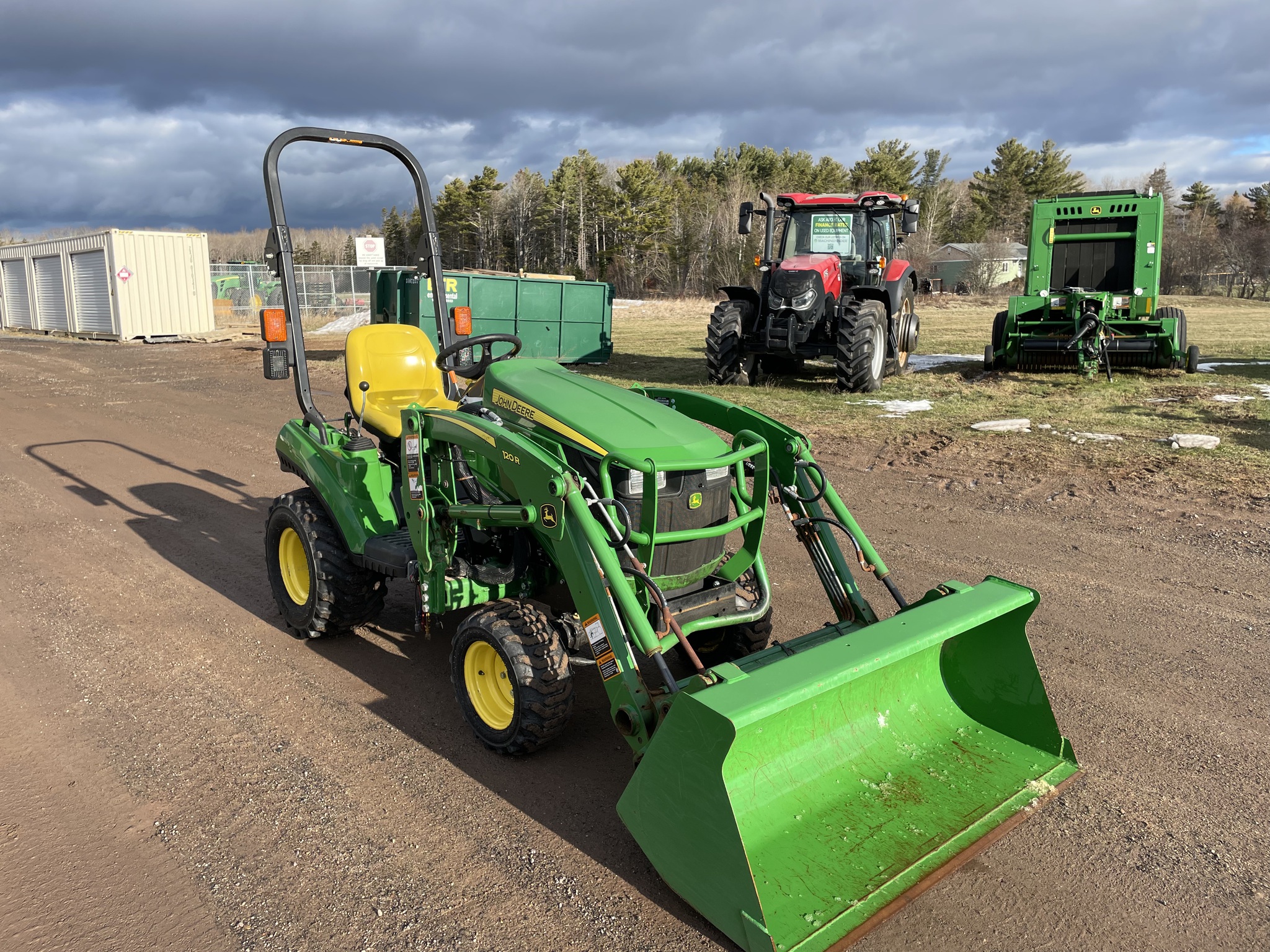 2014 John Deere 1023E Image 6