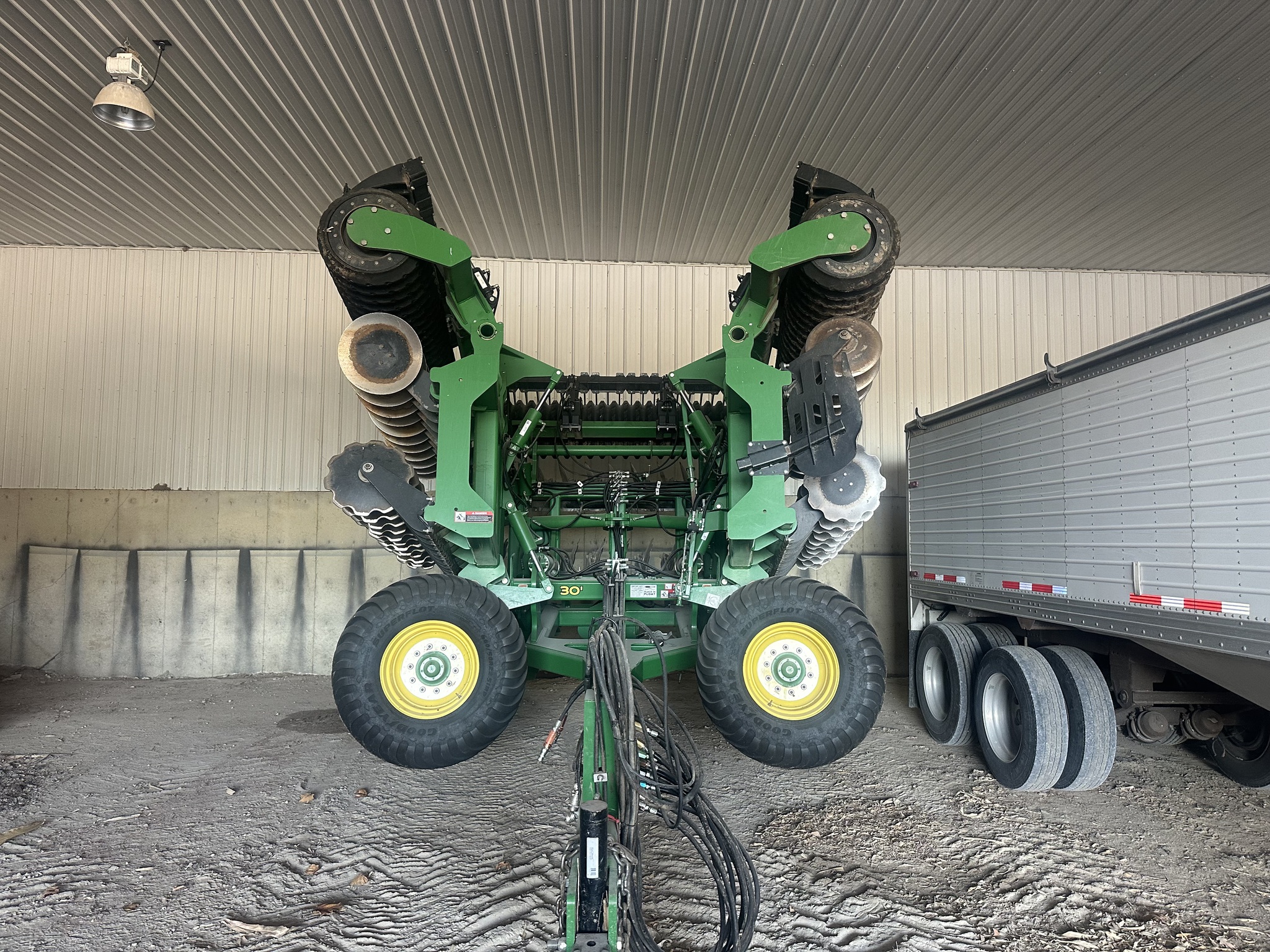 John Deere 2680H Image 2