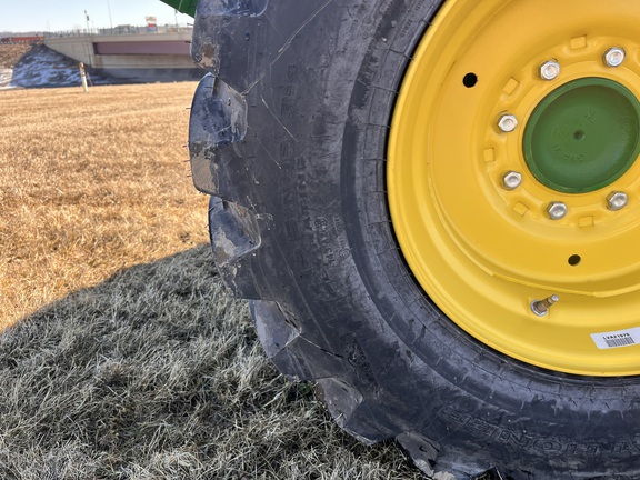 2025 John Deere 3046R - Photo15