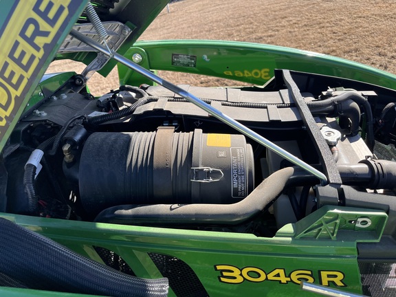 2025 John Deere 3046R - Photo22