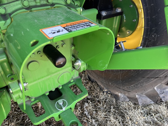 2025 John Deere 3046R - Photo24