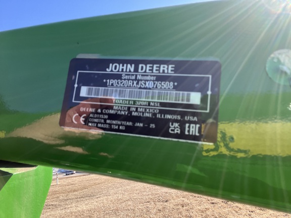2025 John Deere 3046R - Photo38