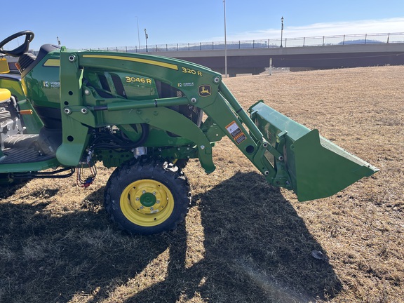 2025 John Deere 3046R - Photo35