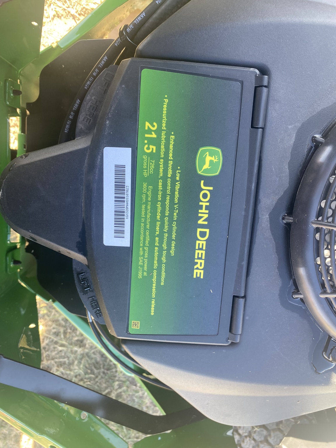 2025 John Deere Z320M Image 9