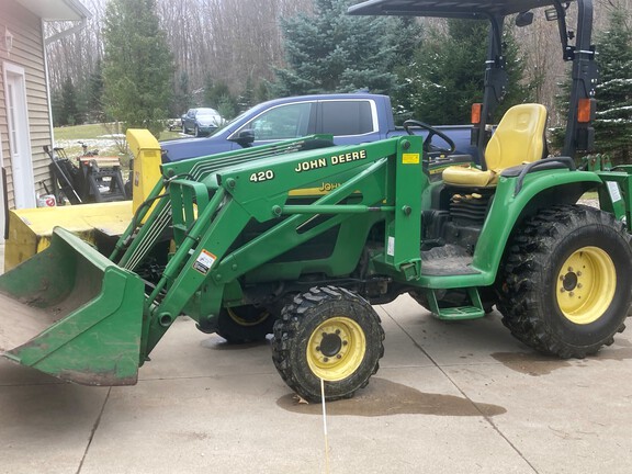Photo of 2003 John Deere 4210