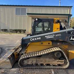 2022 John Deere 331G Image 6