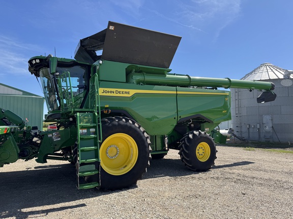  John Deere S7 900