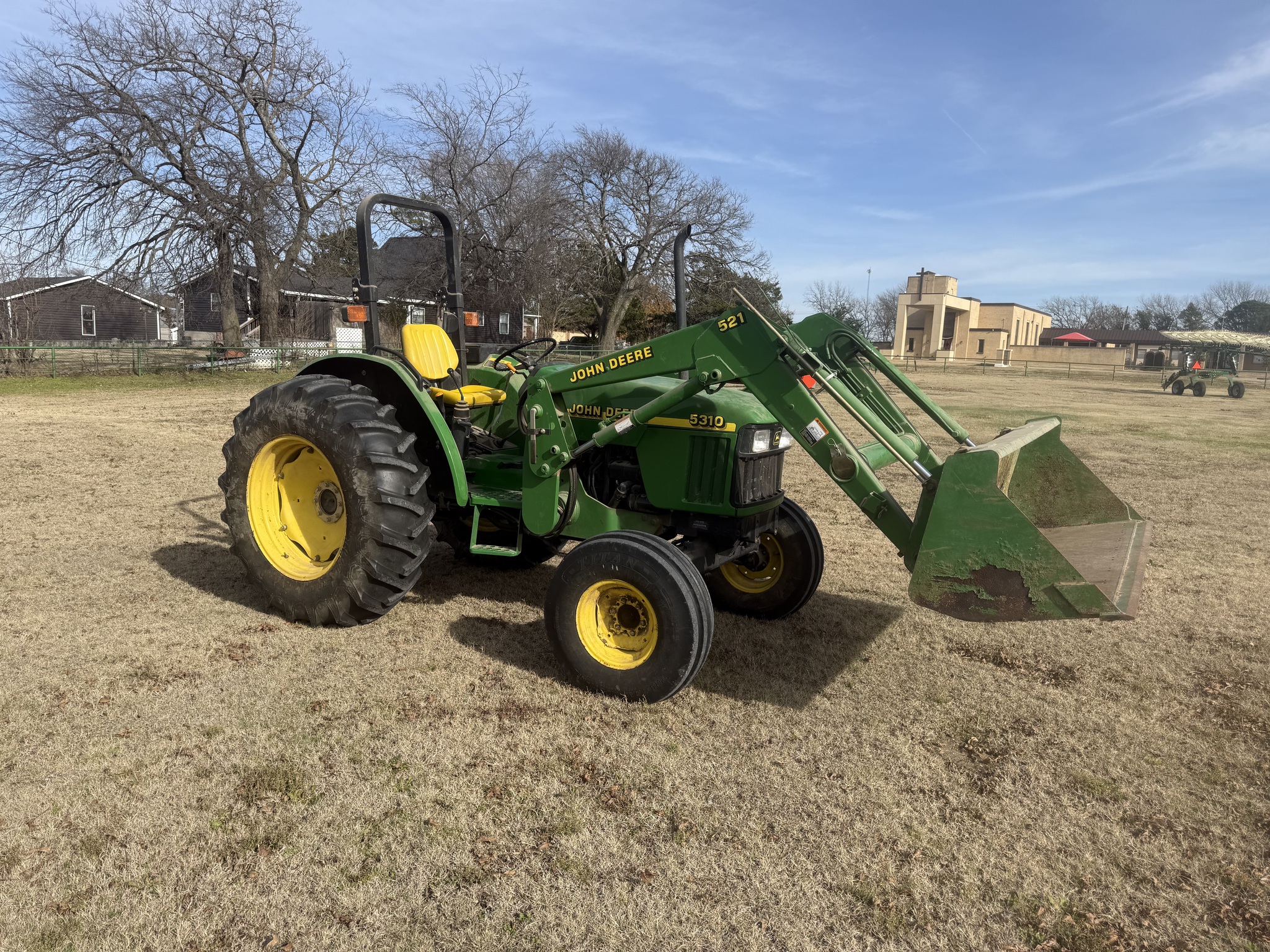 2000 John Deere 5310 Image 1