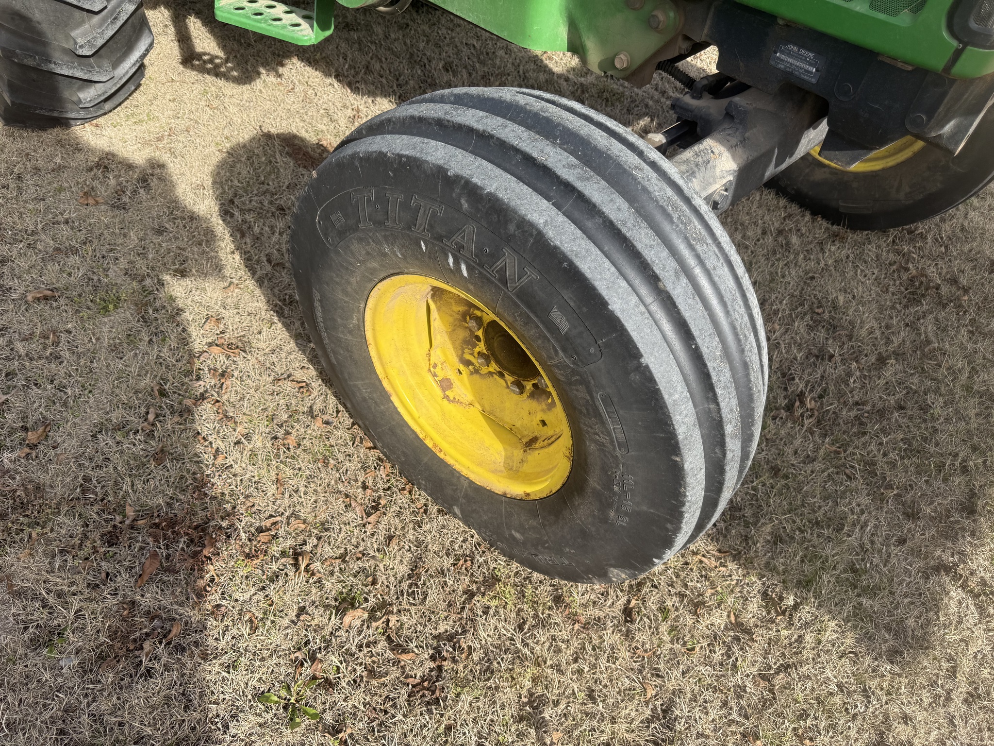 2000 John Deere 5310 Image 16