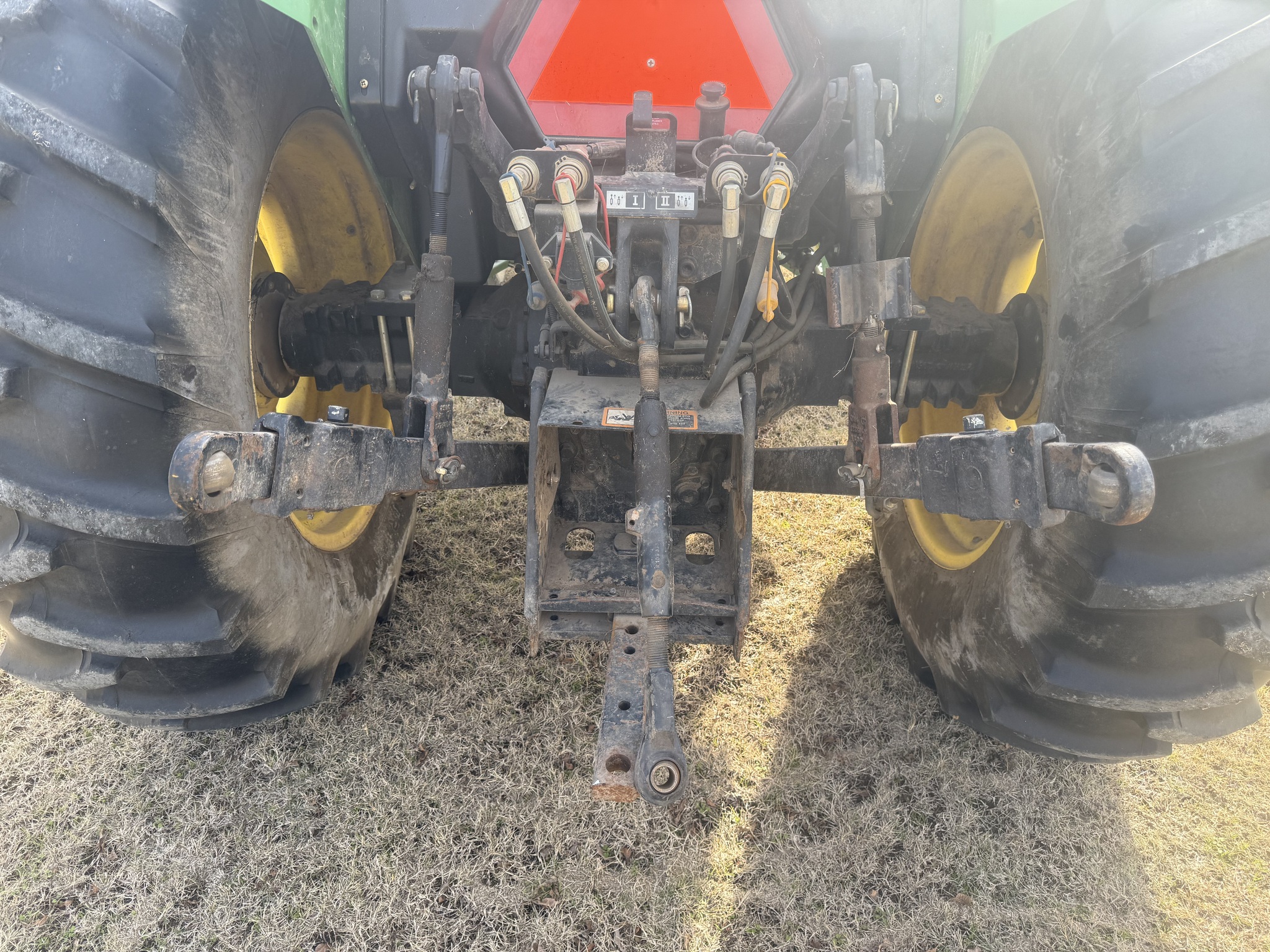 2000 John Deere 5310 Image 9