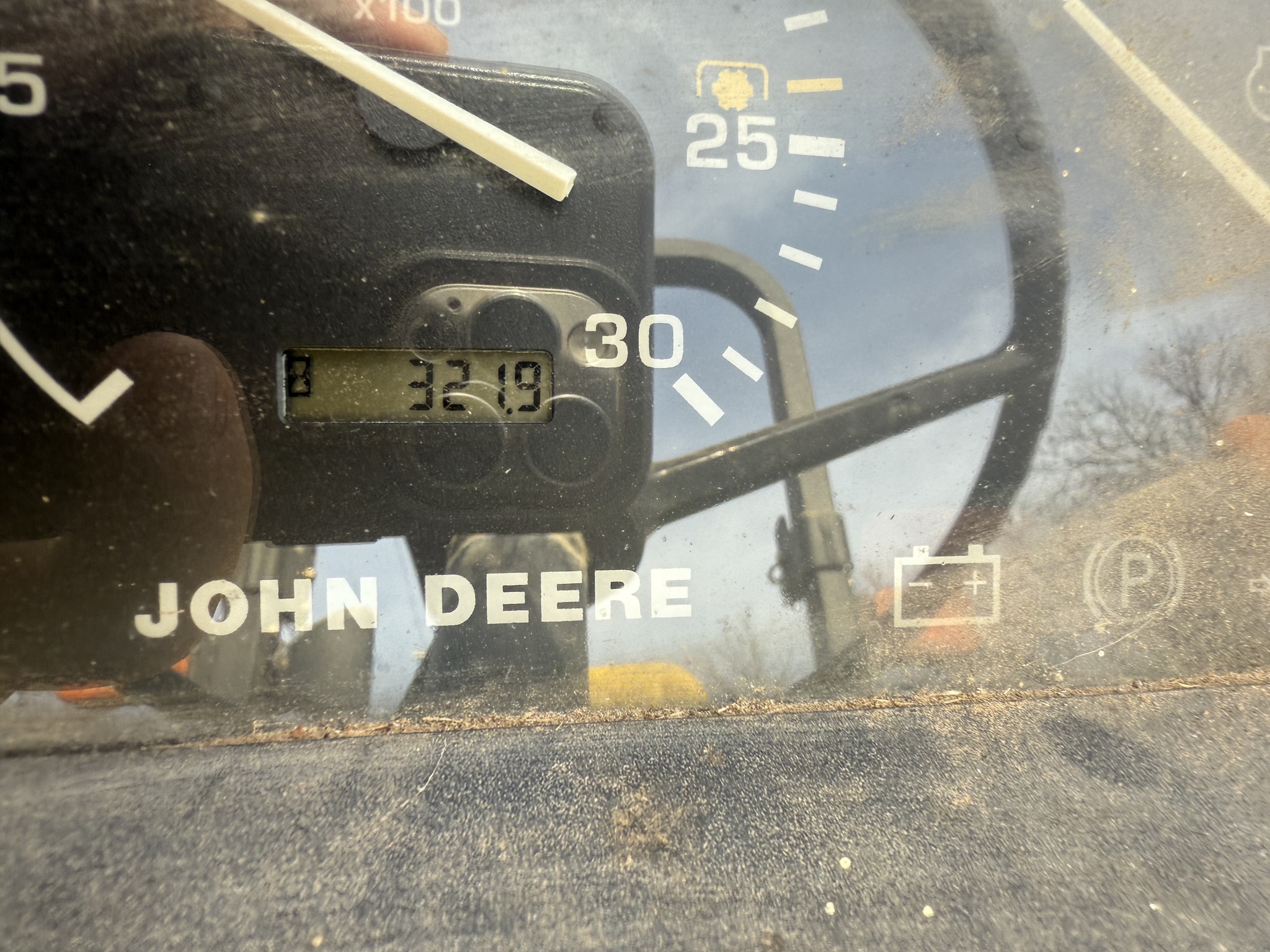 2000 John Deere 5310 Image 19