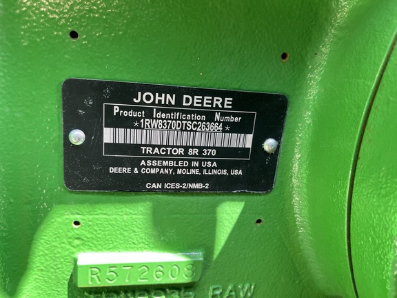 2025 John Deere 8R 370 - Photo40