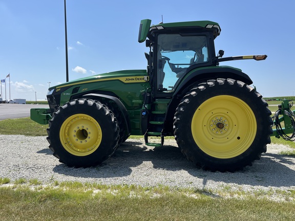 2025 John Deere 8R 370 - Photo8