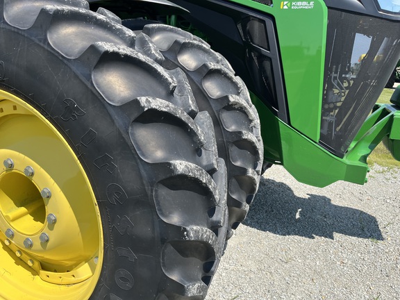 2025 John Deere 8R 370 - Photo14