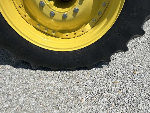 2025 John Deere 8R 370 - Photo13