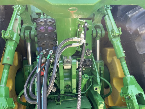 2025 John Deere 8R 370 - Photo29