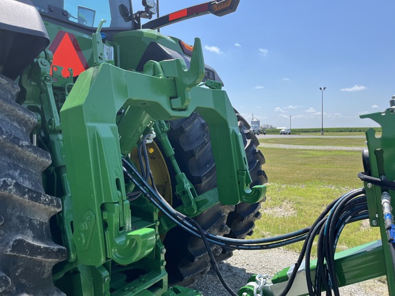 2025 John Deere 8R 370 - Photo32