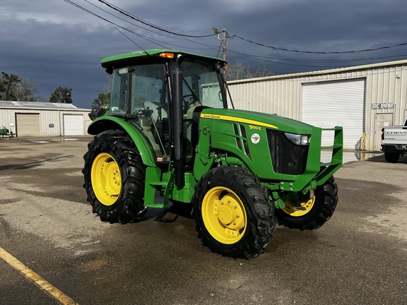 2019 John Deere 5100E Photo 3