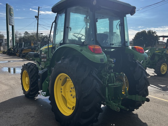 2019 John Deere 5100E Photo 6