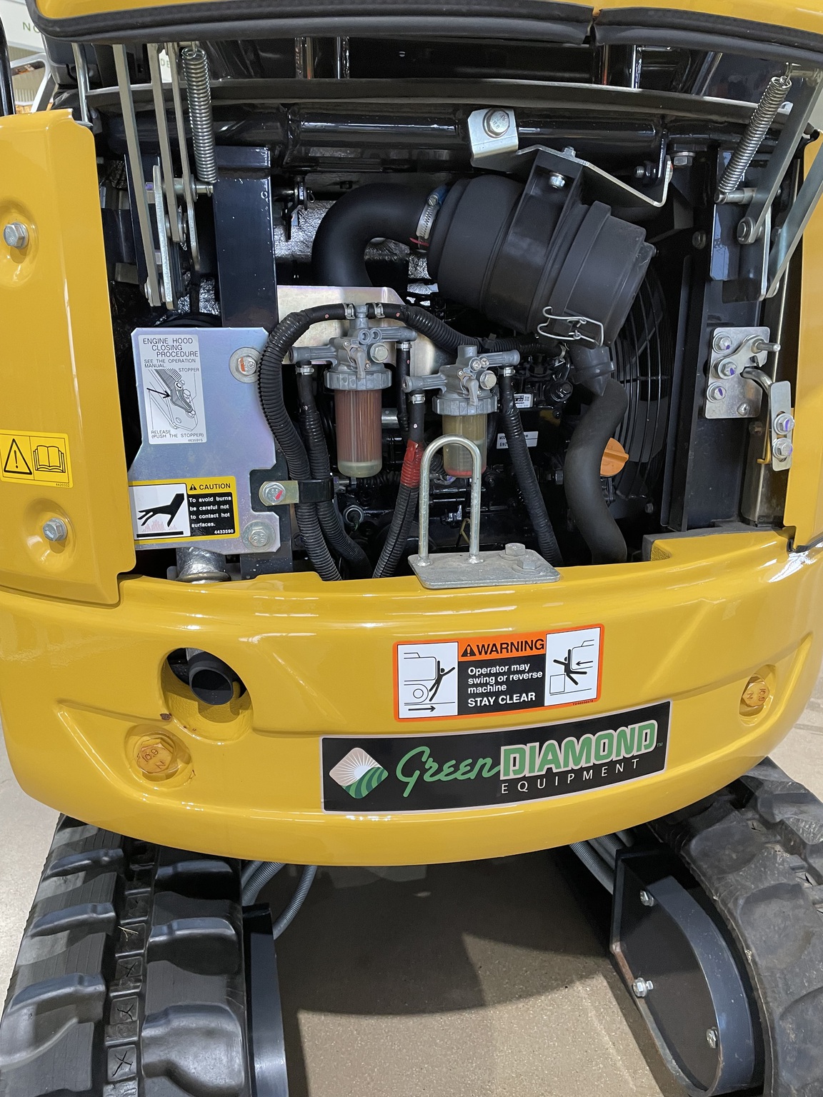 2022 John Deere 17G Image 4