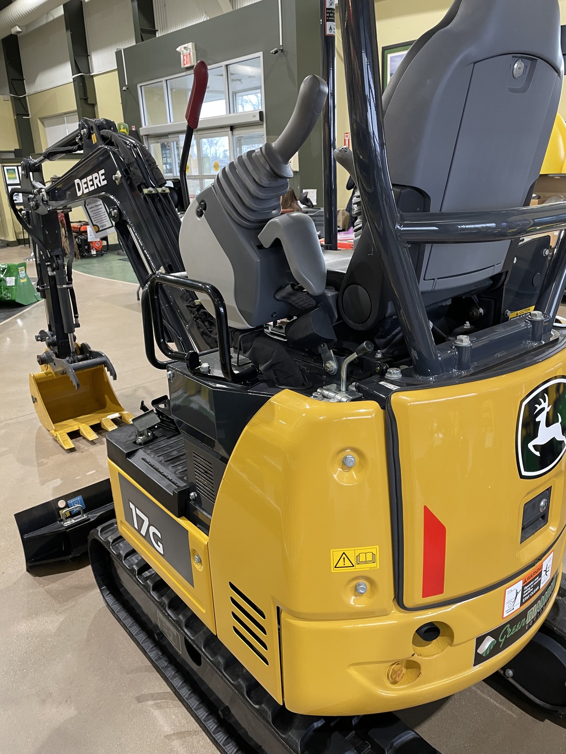 2022 John Deere 17G Image 5