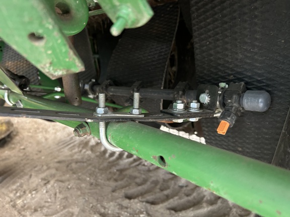 2001 John Deere 567 - Photo12