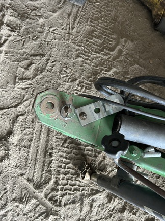 2001 John Deere 567 - Photo11