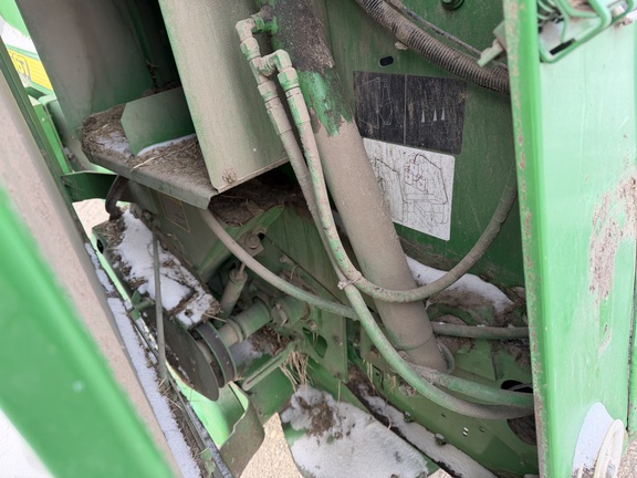 2001 John Deere 567 - Photo22