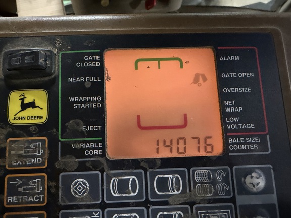 2001 John Deere 567 - Photo34