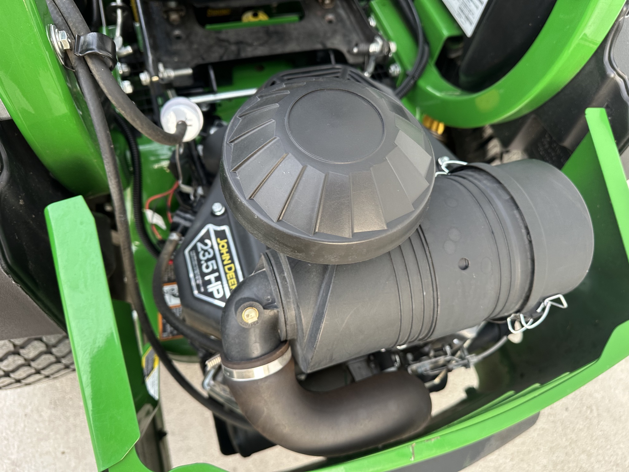 2023 John Deere Z920M Image 13