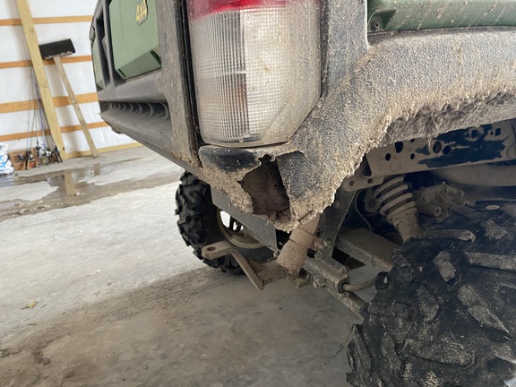 Used 2021 John Deere XUV 835M ATVs & Gators at Koenig Equipment in Greensburg, IN - Photo21