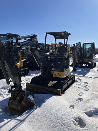 Photo of a 2016 John Deere 26G