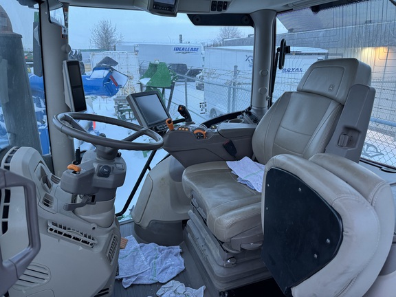 Used 2023 John Deere 6R 155 Row Crop Tractors at Horizon Ag & Turf in Edmonton West, AB - Photo3