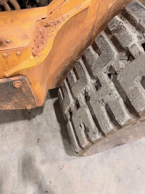 2021 John Deere 333G Image 4