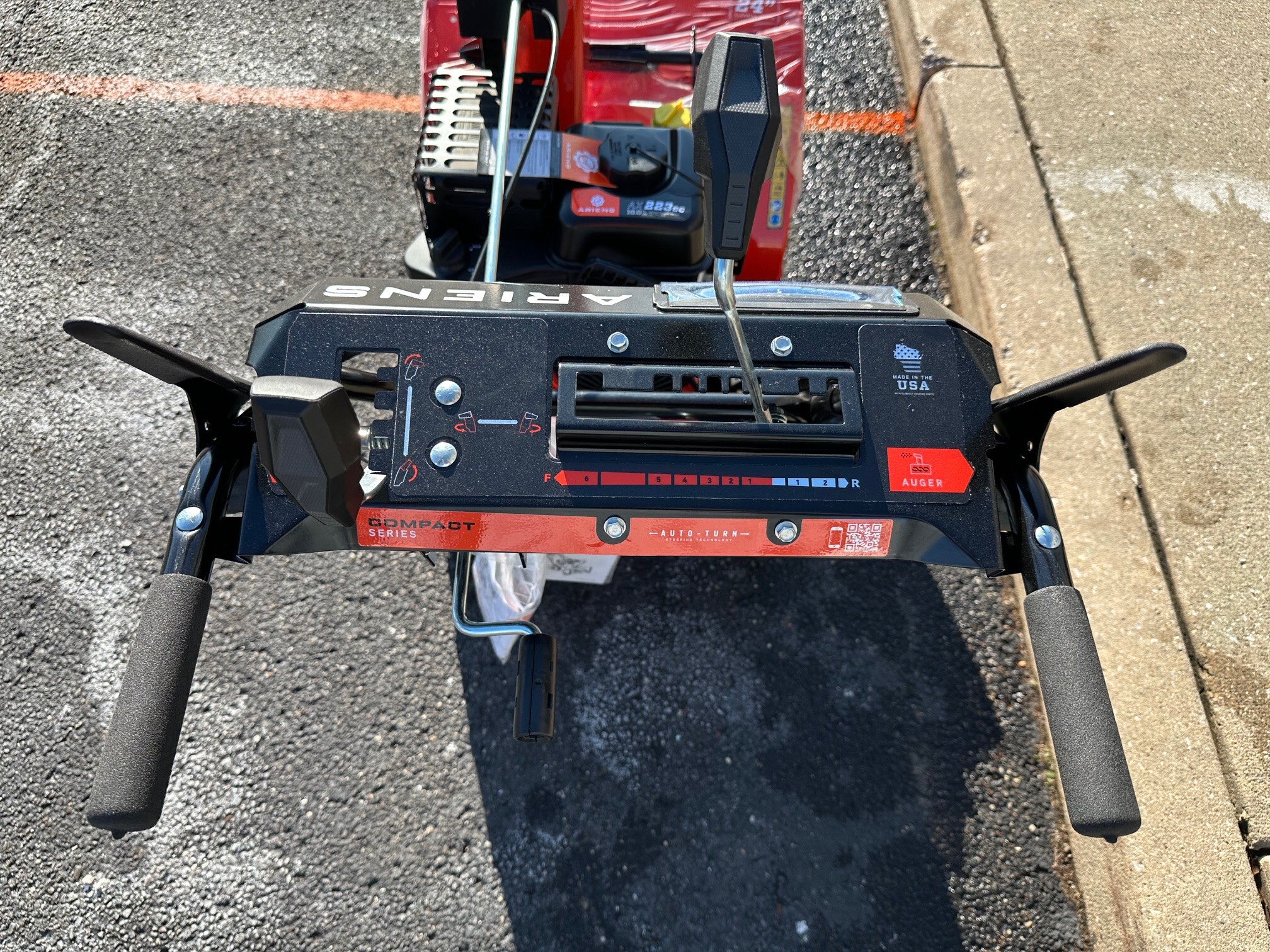 Ariens Compact 24 Image 6