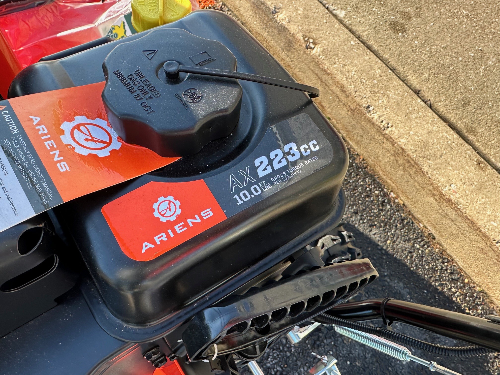 Ariens Compact 24 Image 7