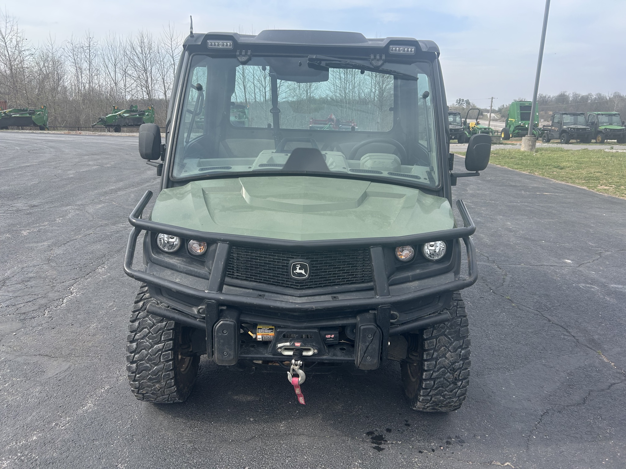 2024 John Deere XUV 835R at Heritage Tractor in Anderson, MO