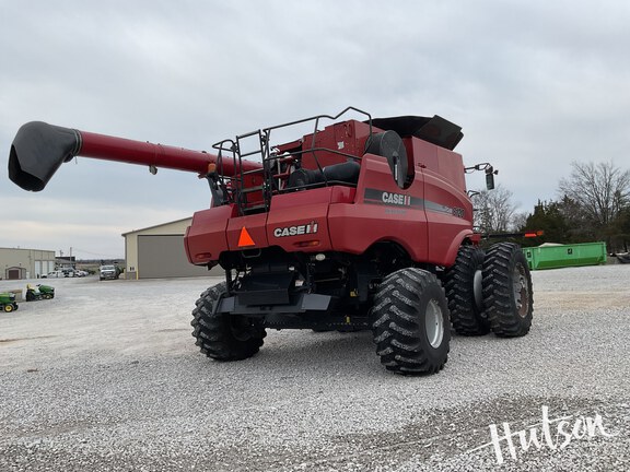 Photo of 2010 Case IH 8120