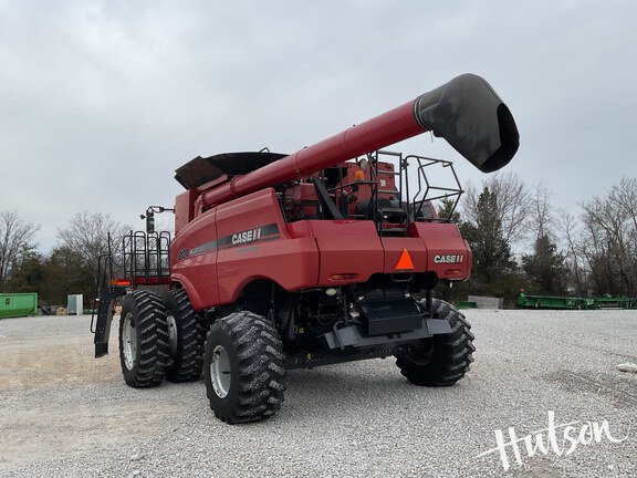 Photo of 2010 Case IH 8120
