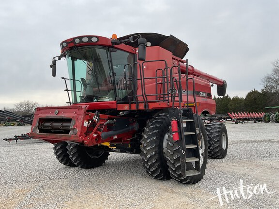 Photo of 2010 Case IH 8120