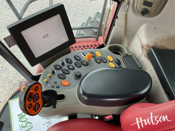 Photo of 2010 Case IH 8120