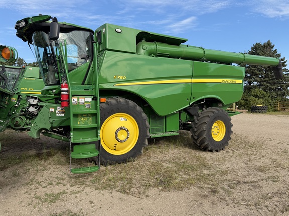  John Deere S780