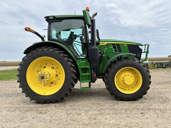 2025 John Deere 6R 175 - Photo4