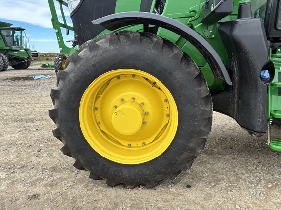 2025 John Deere 6R 175 - Photo9
