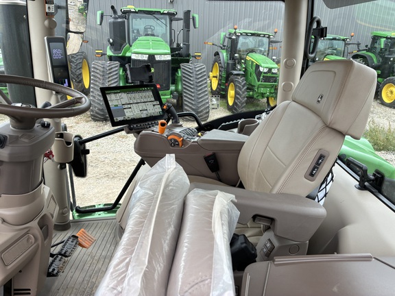 2025 John Deere 6R 175 - Photo32
