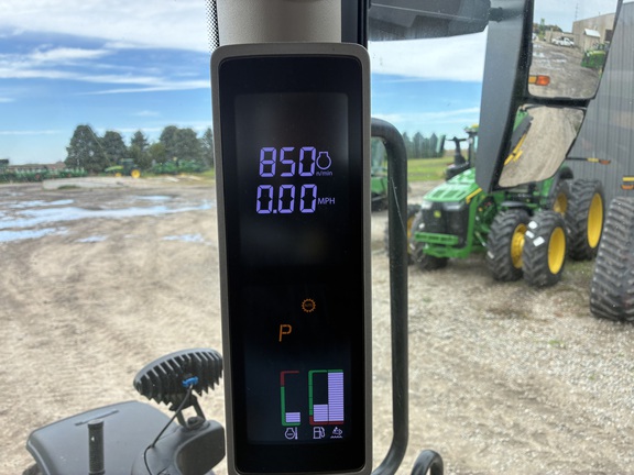 2025 John Deere 6R 175 - Photo33